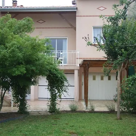 Appartement Dembourg *